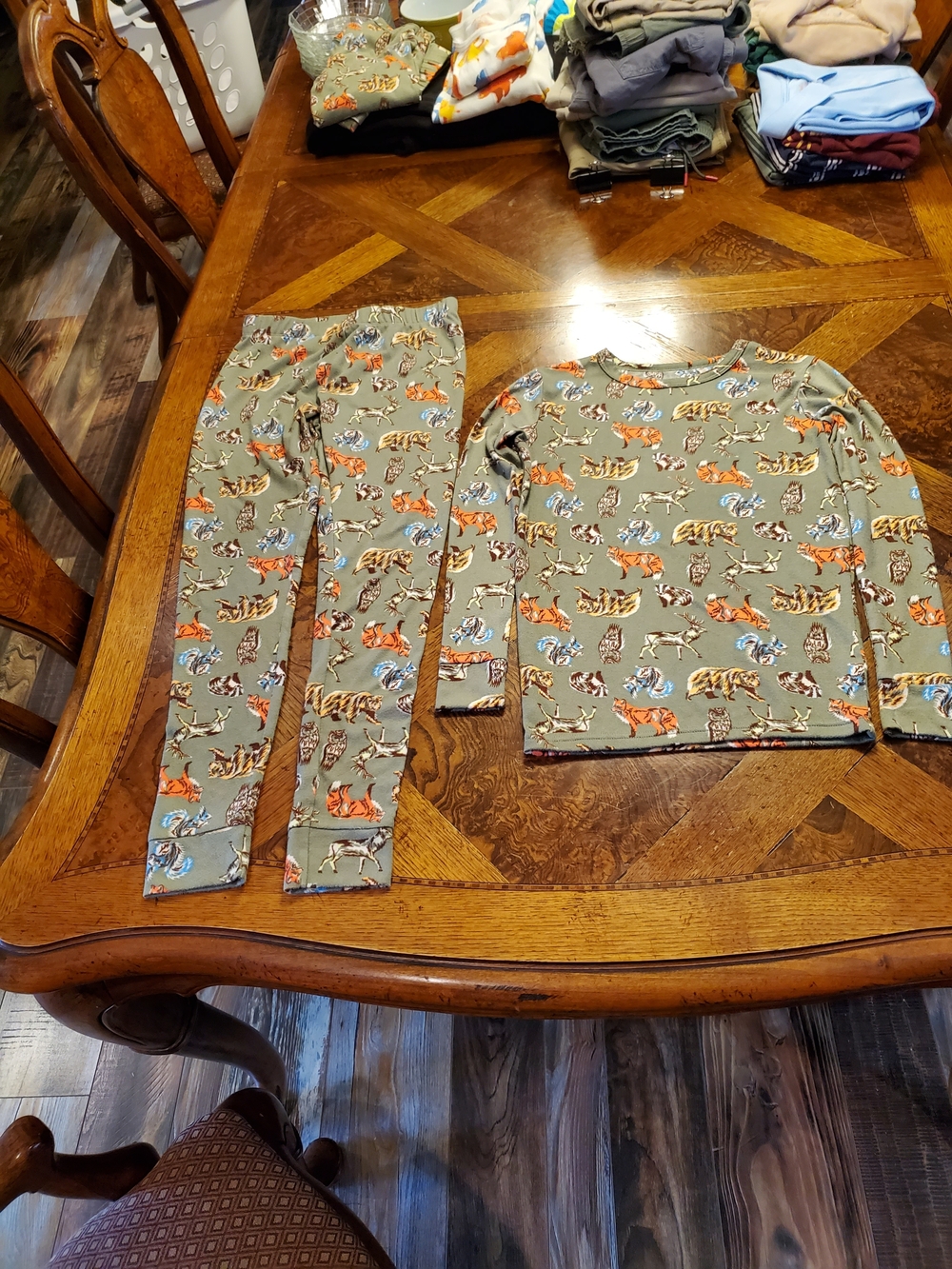 Cat & Jack Boy's Super Soft Long Sleeve Pajama Set with Woodland Animal Print